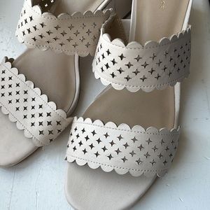 Ann Taylor cream sandals with block heel